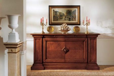 credenza 2 porte con intaglio centrale