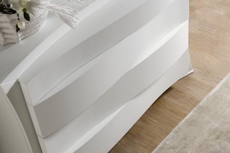 comò bianco frassino spazzolato con 4 cassetti