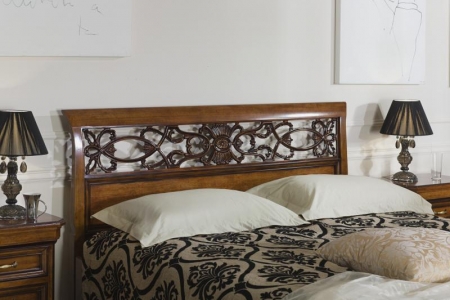 letto con intaglio