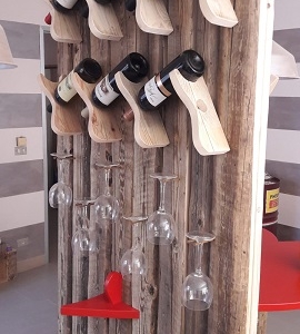 mobile porta bottiglie