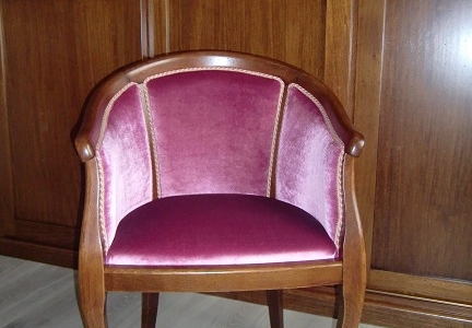 poltrona noce e velluto