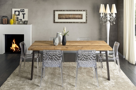 tavolo legno naturale con gambe un ferro