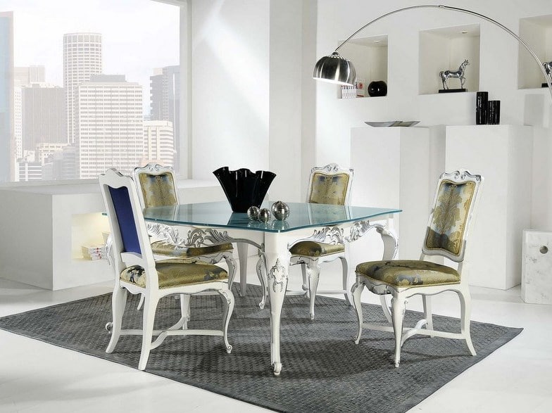 Sala da pranzo con finiture personalizzate